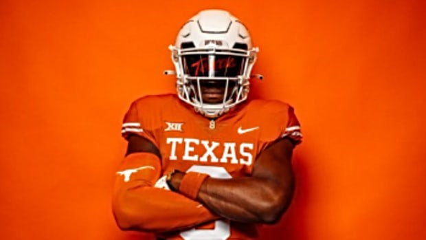Colin Simmons Texas Longhorns (2)